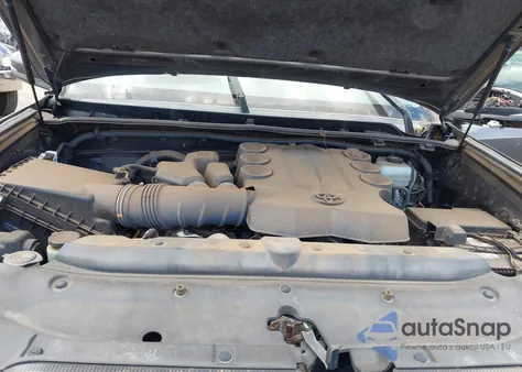 2019 Toyota 4Runner Trd Off Road Premium from USA, damaged, VIN JTEBU5JR2K5631552